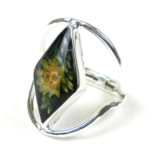Nahua Flower Ring - Size 6 - Artisana