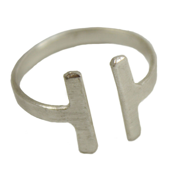 Perpendicular Ring - silver - WorldFinds